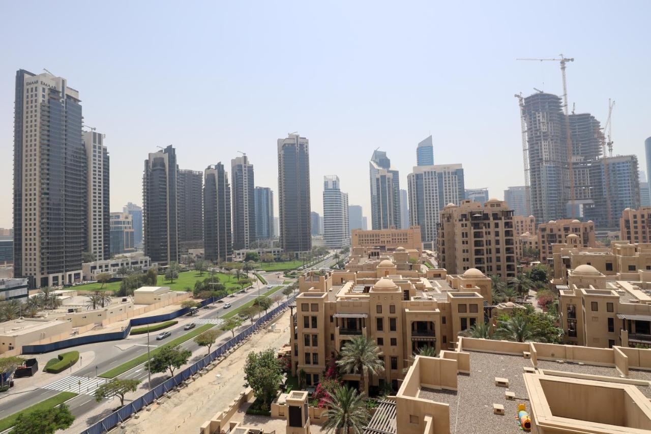 Higuests - Charming Apt With Private Balcony Near Dubai Mall Exterior photo