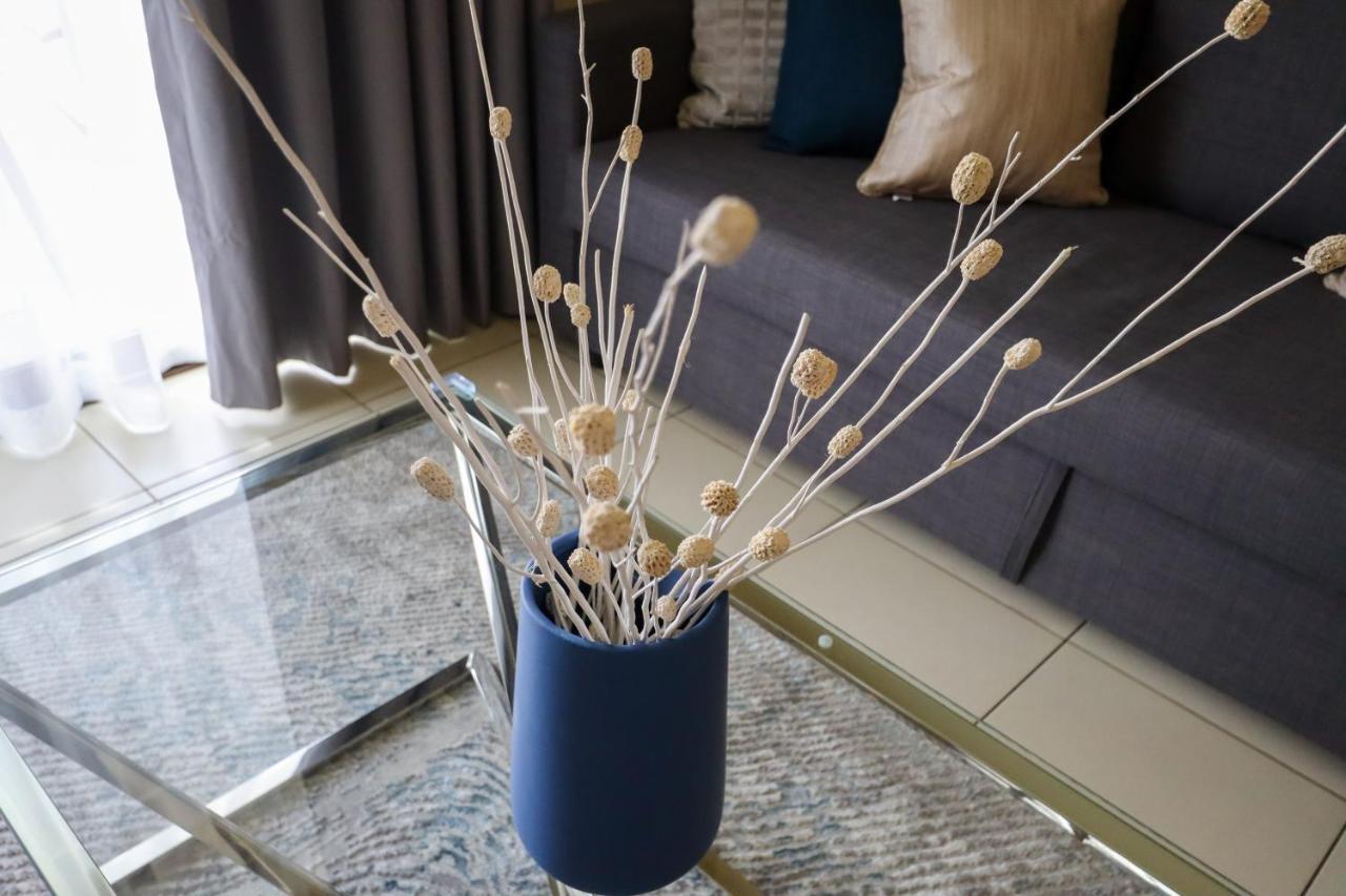 Higuests - Charming Apt With Private Balcony Near Dubai Mall Exterior photo